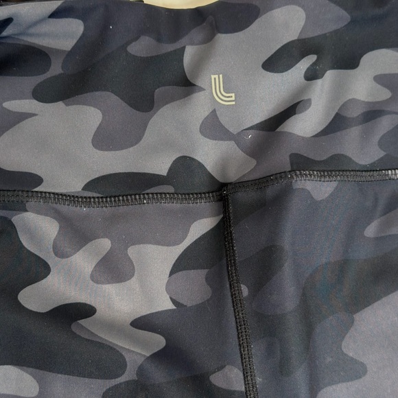 Lole Camo Leggings - Black and Gray - Picture 11 of 12